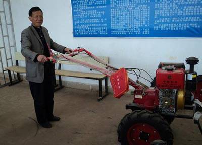 武定縣 探索山區(qū)特色農(nóng)機(jī)具，助力煙草農(nóng)業(yè)機(jī)械化服務(wù)升級(jí)